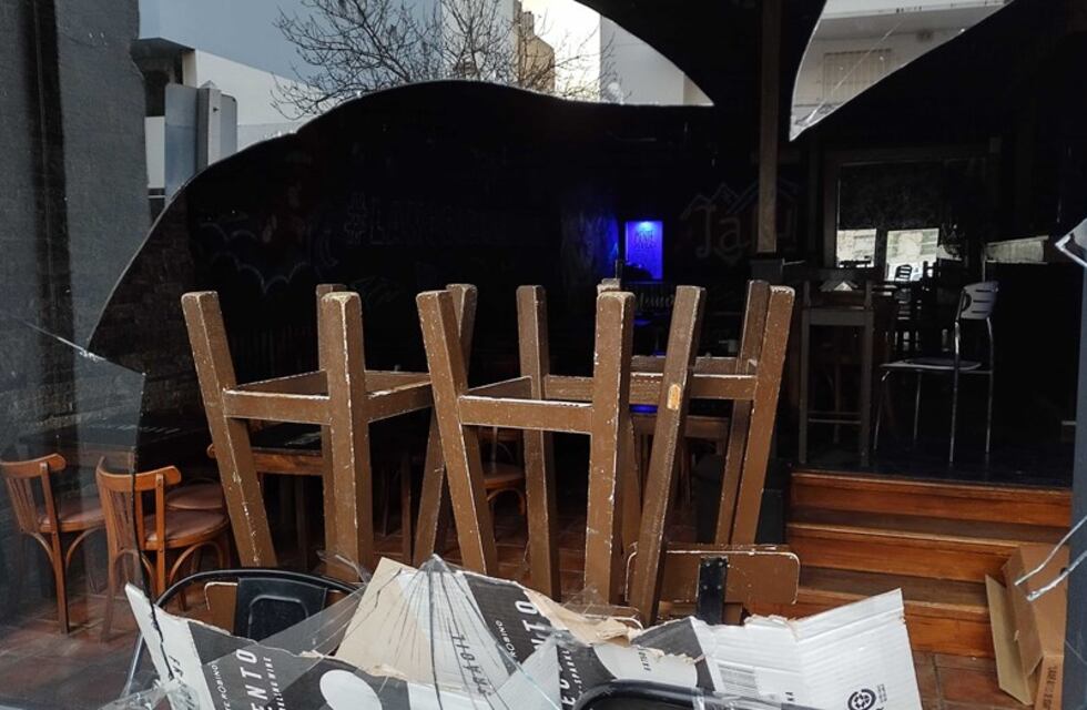 Tres detenidos por destrozar un bar bahiense