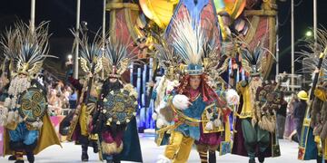 La Comparsa Papelitos se consagró campeona del Carnaval del País 2024