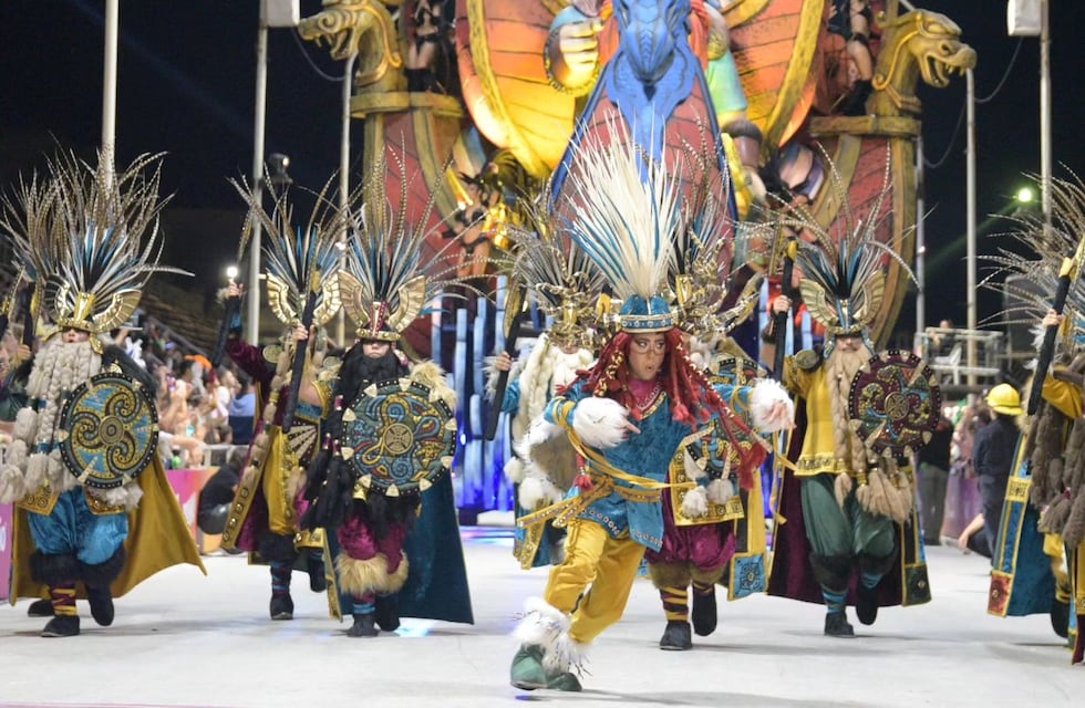 La Comparsa Papelitos se consagró campeona del Carnaval del País 2024