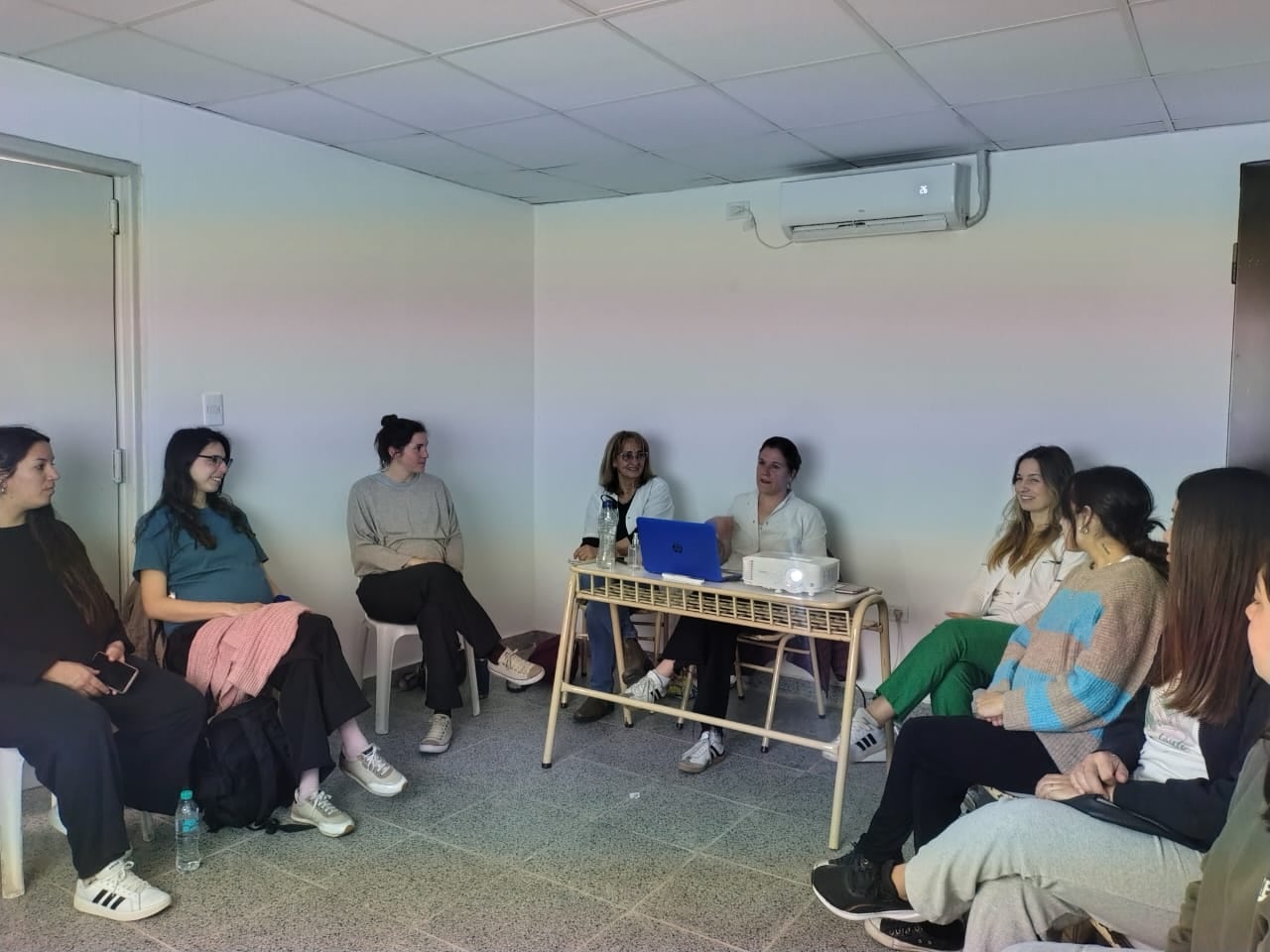 Curso de Preparación Integral para la Familia Embarazada en el Centro de Salud de Tres Arroyos