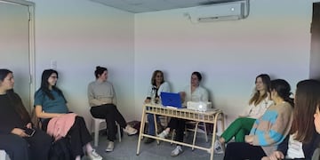 Curso de Preparación Integral para la Familia Embarazada en el Centro de Salud de Tres Arroyos