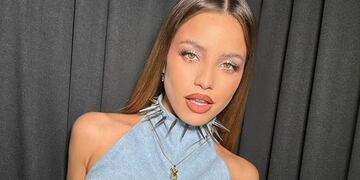 Emilia Mernes posó ultra sexy y Duki reaccionó muy picante