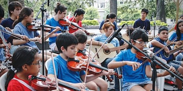 Orquesta Orlando Chivo Valladares.