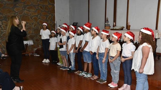 El Coro de Niños de Eldorado inicia ensayos navideños e invita a nuevos integrantes.