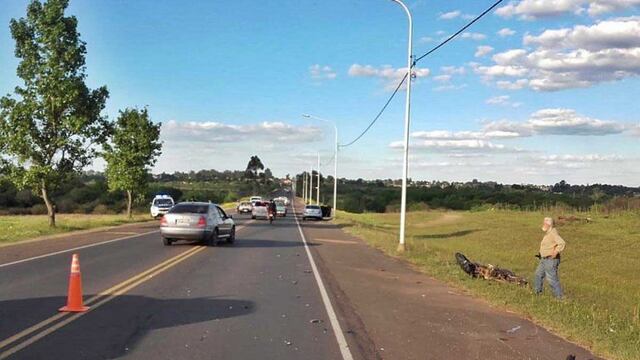 Un violento choque ocurrió en el ingreso a la ciudad.