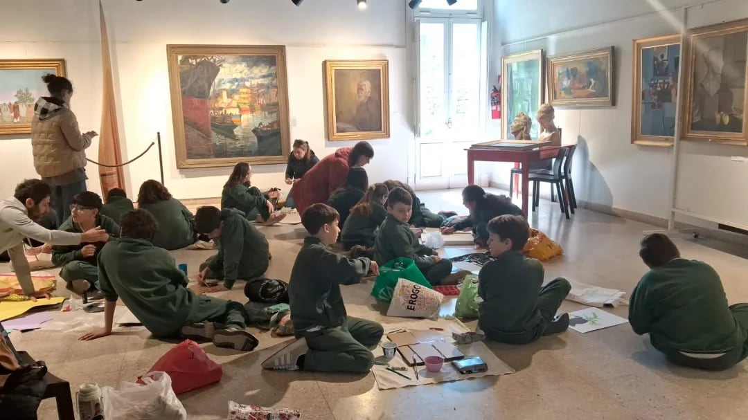 Mubata: alumnos del colegio Jesús Adolescente visitaron el museo