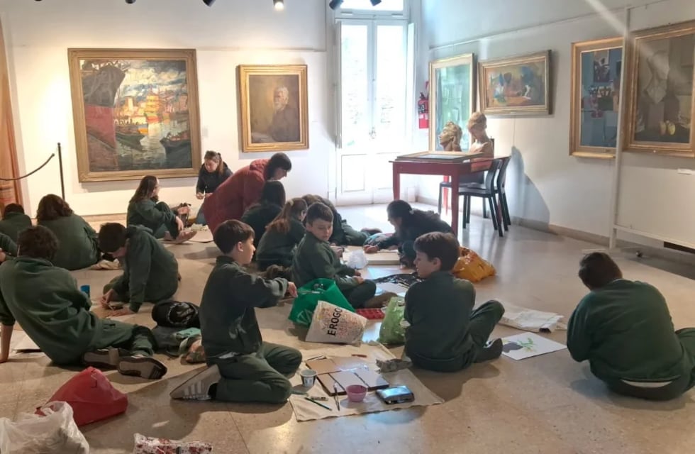 Mubata: alumnos del colegio Jesús Adolescente visitaron el museo