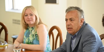 Alfredo Cornejo y Hebe Casado, se pusieron mano a la obra, aunque esperan las medidas de Milei para reorganizar el presupuesto 2024.
