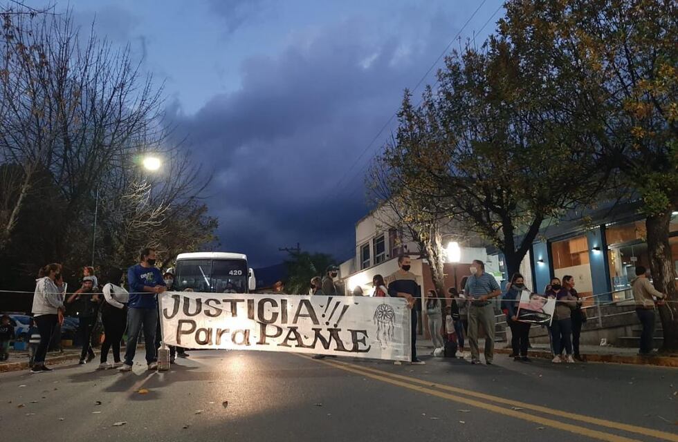 Justicia por Pamela: Allegados cortaron la Ruta 38 y se movilizaron hacia las puertas de la Municipalidad de La Falda