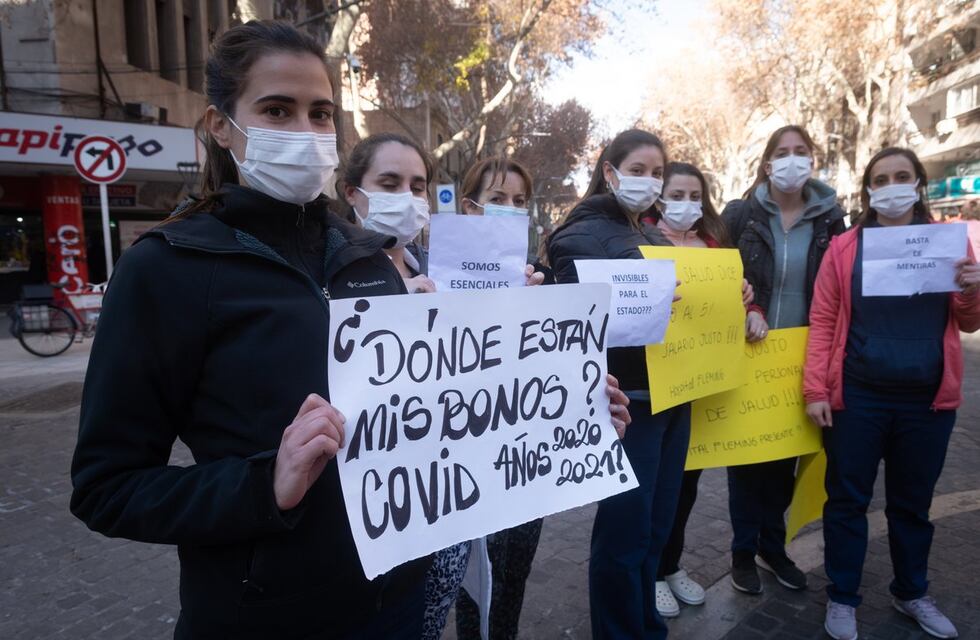 Los trabajadores de la Salud de Mendoza cobrarán un bono de 28 mil pesos por su trabajo en pandemia