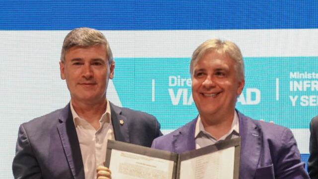 El intendente Daniel Passerini y el gobernador de Córdoba, Martín Llaryora, en el anuncio de obras de pavimento para la Capital (Gobierno de la Provincia de Córdoba).