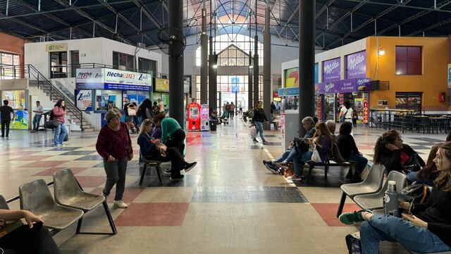 La terminal de omnibus de Paraná.