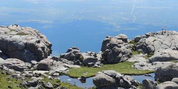 Una joven de Rosario murió en medio de una excursión al Cerro Champaquí (Imagen ilustrativa - Keegan Ediciones).