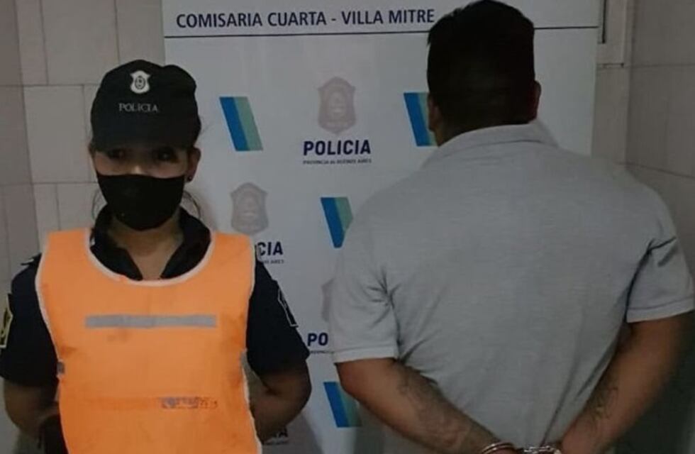 La esposaron por robar y se escapó de una comisaría mendocina de una forma insólita