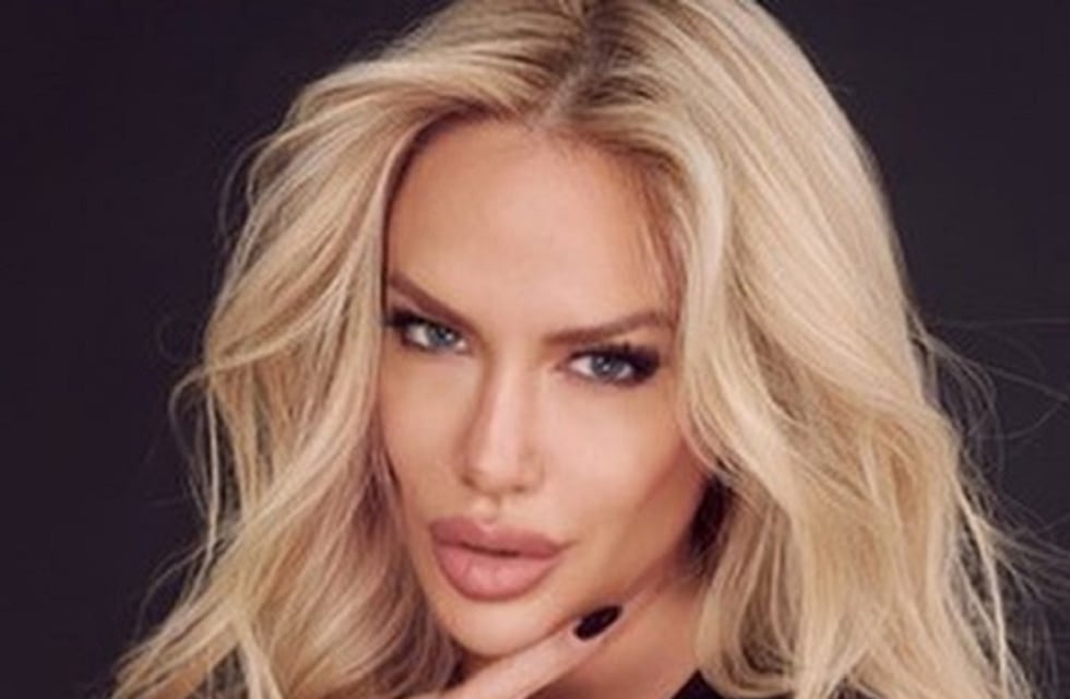 Luciana Salazar bailó con un conjunto deportivo que resaltó su belleza