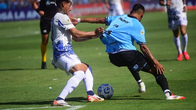 Talleres y Belgrano recibieron fuertes sanciones tras el clásico. (Javier Ferreyra / La Voz)