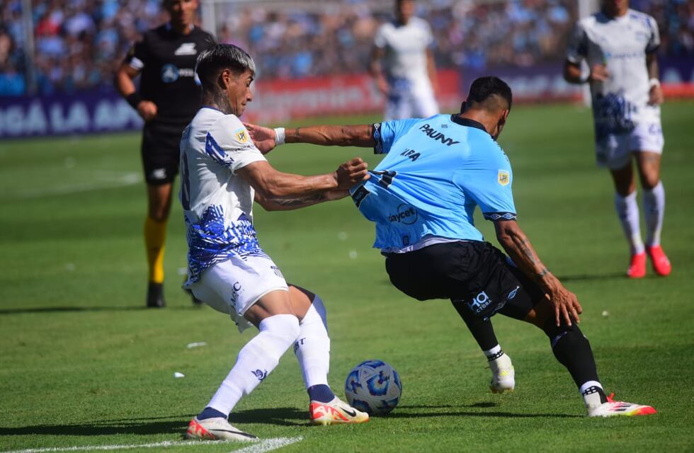 Belgrano y Talleres igualaron en un parejo clásico cordobés por la fecha 11 de la Liga Profesional