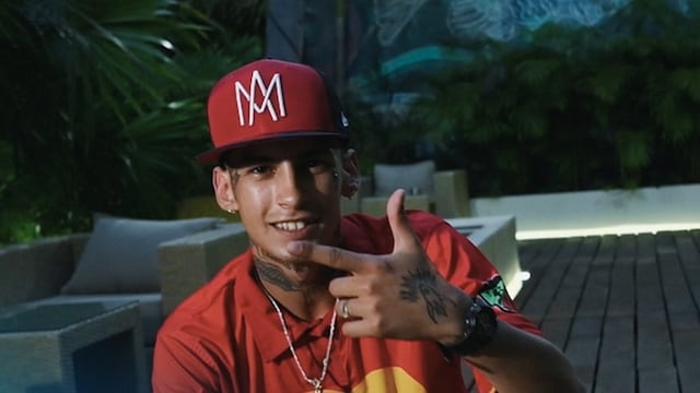 El músico grabó su participación desde México y actualizó el clásico piojoso con referencias a la marihuana. (Twitter).