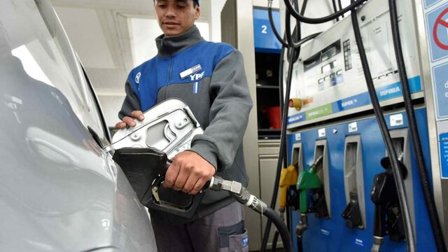 Tras el congelamiento. La nafta aumentó 7,1% en Córdoba. (La Voz / Archivo)