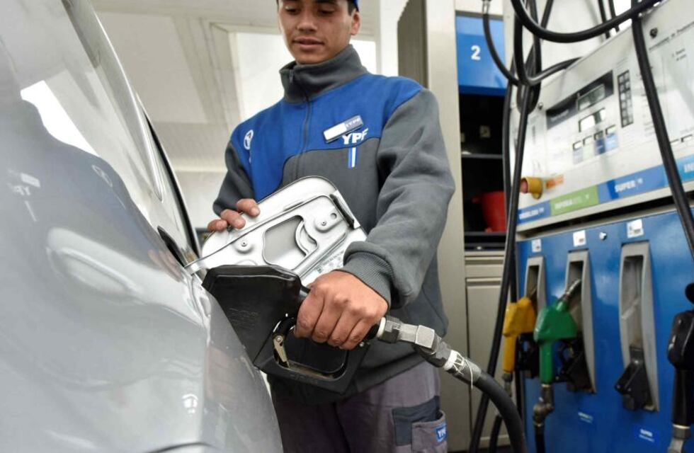 Cuánto sale llenar el tanque en Córdoba, tras el aumento de nafta del 1 de junio