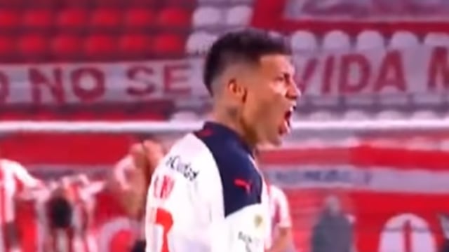 El puntaltense Domingo Blanco convirtió el tercer penal de Independiente.