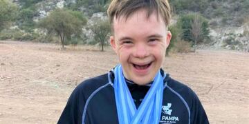 Bautista Bal, el joven nadador pampeano que sueña con competir a nivel internacional.