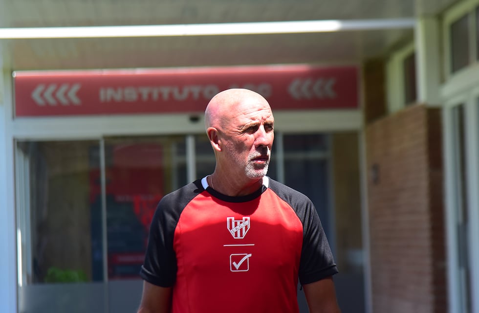 Tras la segunda derrota consecutiva, Daniel Oldrá dejó de ser el DT de Instituto