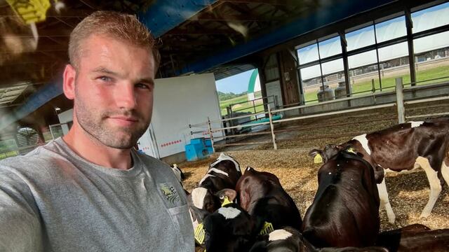 Viajo sin saber inglés, aprendió viendo Friends y ahora es un consagrado cordobés en el extranjero.