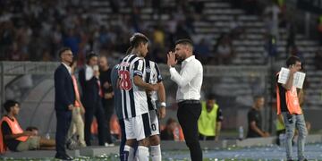 Javier Gandolfi ya cuenta con Luis Sequeira, volante de juego que llega de San Lorenzo a Talleres (Facundo Luque / La Voz).