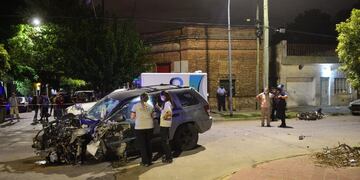 A 200 por hora, chocó y mató en barrio General Bustos.