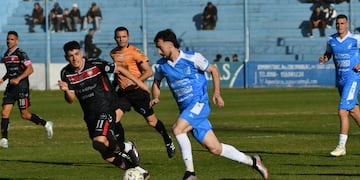 Estudiantes RC igualó 1-1 con Chacarita en Río Cuarto por la fecha 22 de la Primera Nacional (Tomy Fragueiro / La Voz)