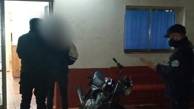 Un joven fue detenido en Villa Bonita por realizar maniobras peligrosas con su motocicleta.