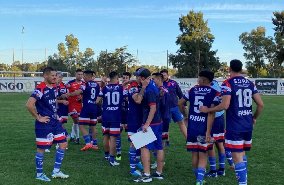 Liga del Sur: Rosario comienza su sueño de ascenso ante Sansinena