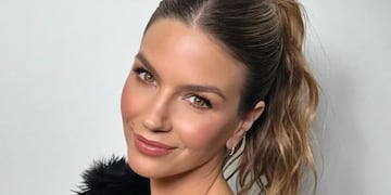 Marcela Kloosterboer eligió el color de la temporada y marcó tendencia con un look deportivo ideal para el verano