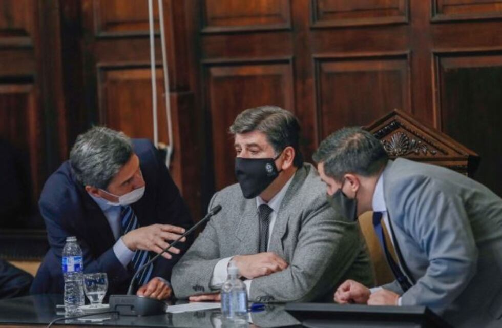 El FIT pide que los legisladores de Mendoza bajen sus sueldos