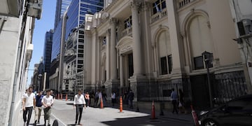 Banco Central. Fotos Federico Lopez Claro