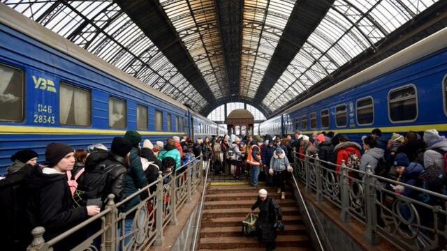 Argentina le estará entregando una visa humanitaria a un ciudadano ucraniano casado con una Argentina repatriada.