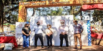 Marta Ferreira, Ministra de Agricultura Familiar, hizo entrega de insumos a emprendedores en Eldorado