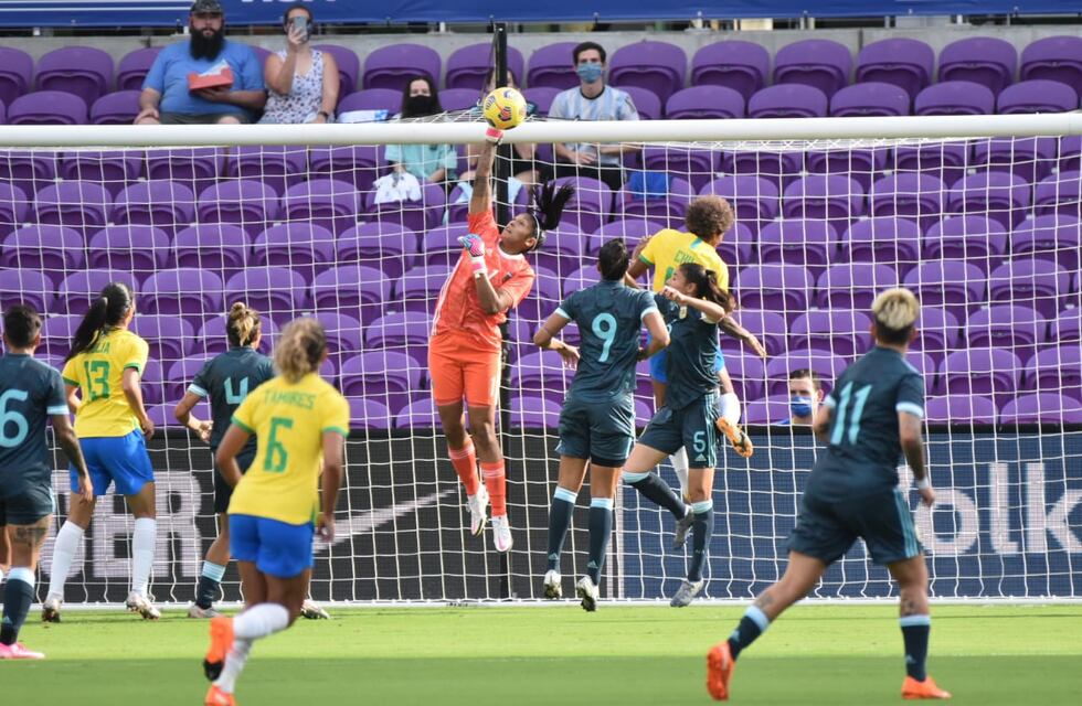 She Believes Cup: Argentina perdió en el debut ante Brasil