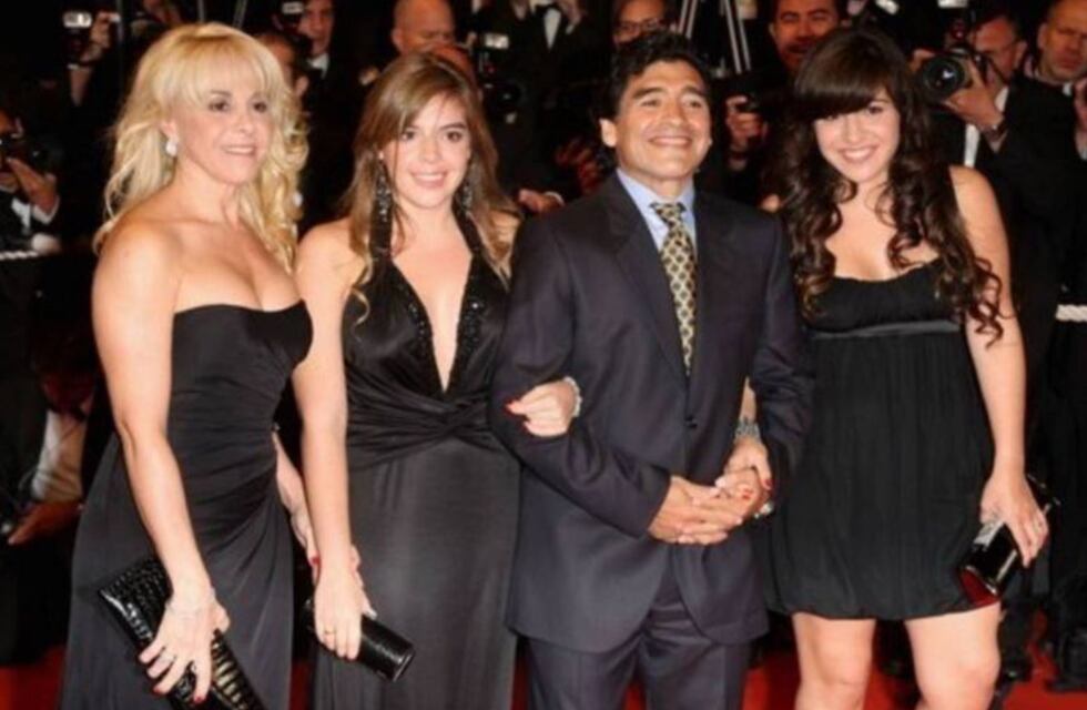 ¿Cómo seguirán las causas que Diego Maradona le inició a Claudia Villafañe?