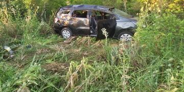 Despiste y vuelco en Ruta 14.