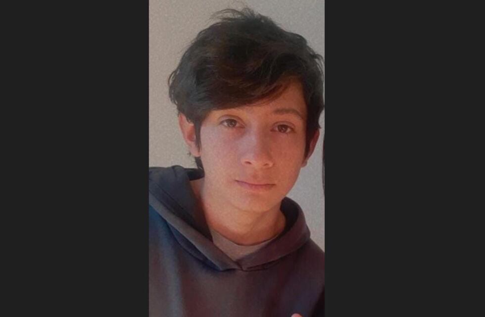 Buscan a adolescente desaparecido en Villa Carlos Paz: intentan localizar a Lisandro Isaías Zárates