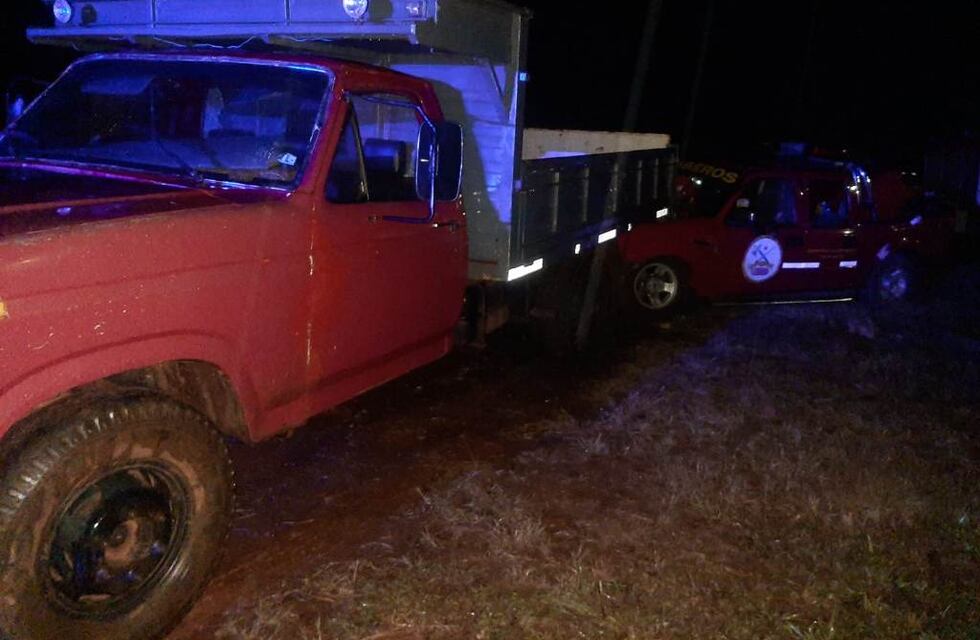 Siniestro vial en 25 de Mayo tuvo como protagonista a una camioneta de Bomberos Voluntarios