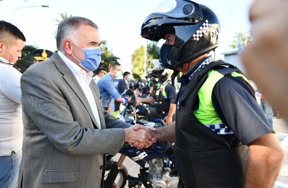 Entregaron motocicletas cero kilómetro y equipamiento para las fuerzas de seguridad en San Pablo