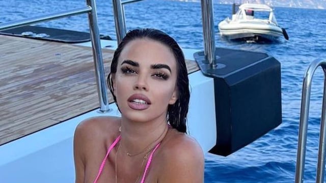 Ivana Knöll enamoró con un infartante look.