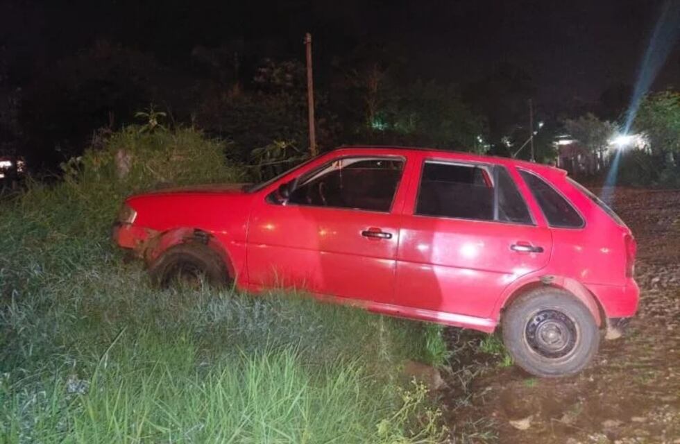 Recuperan un vehículo robado a punta de pistola a un remisero en Garupá