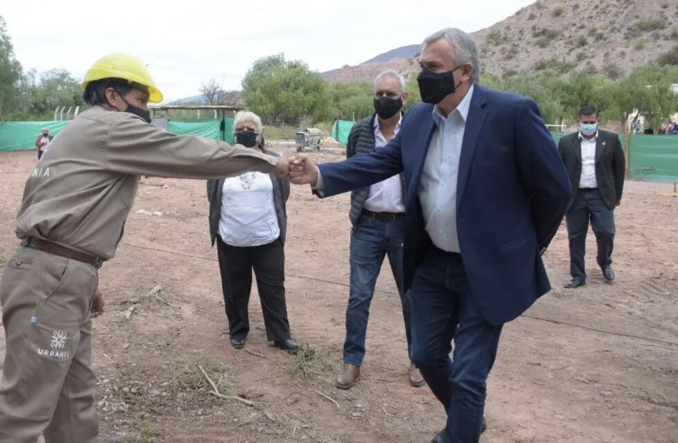 Comenzó la construcción de otra escuela más en Jujuy