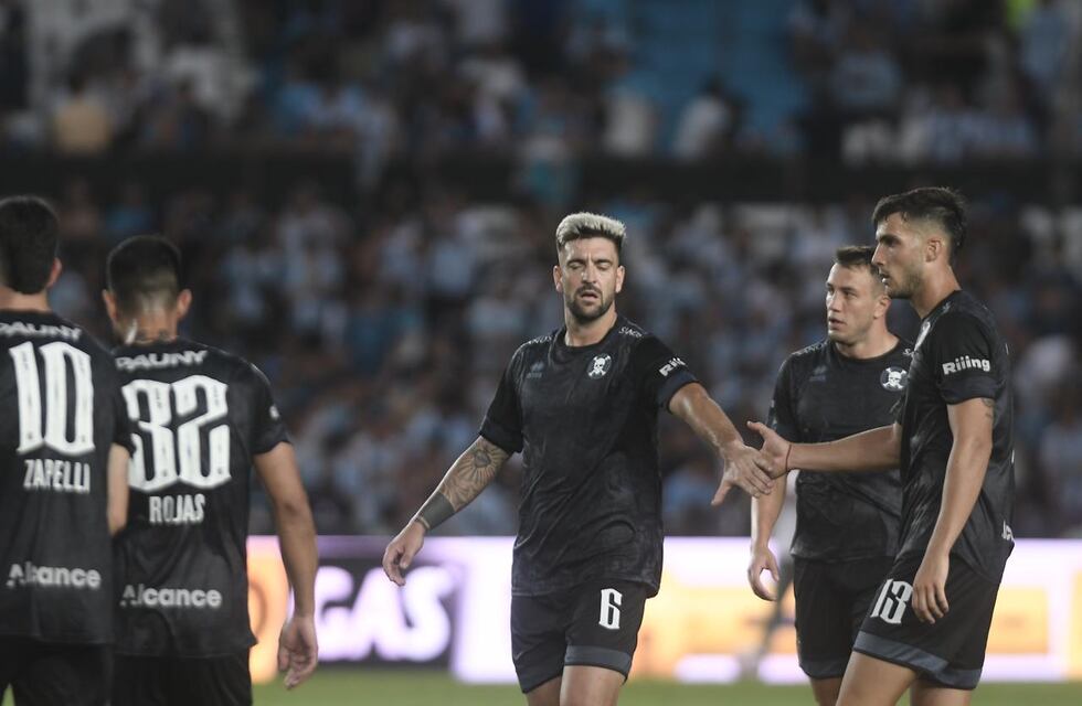 Video: Belgrano rescató un buen empate ante Racing en su regreso a la Liga Profesional