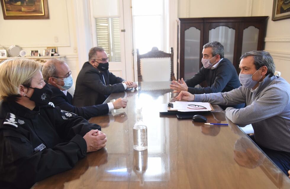 Reabrirán 5 comisarías en Rosario y barrio Rucci sumará un destacamento