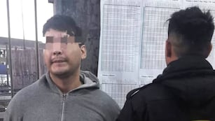 Giménez tras ser detenido en la terminal de Retiro.